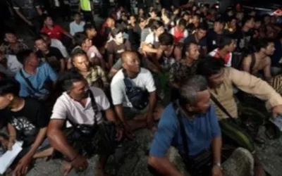 Malaysia Gerebek Permukiman Ilegal di Kebun Sawit Setia Alam, 130 WNI Ditangkap