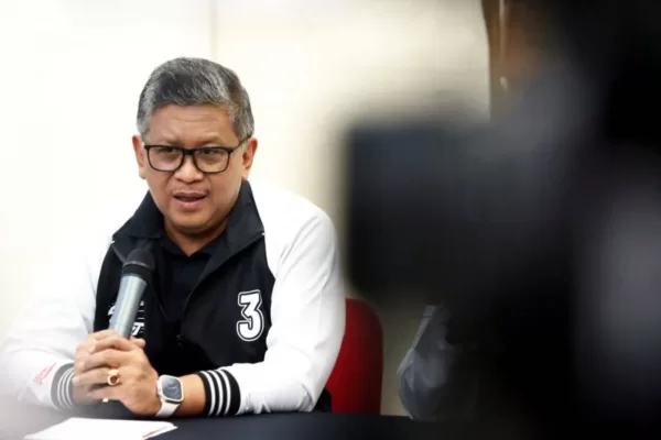 Hasto soal Jokowi Ketemu Paloh: Kalau Demokrasi Baik, Tak Perlu Konsolidasi