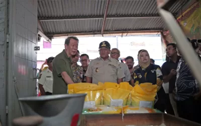 Gubernur Arinal Tinjau Operasi Pasar Beras di Pasar Panjang Bandar Lampung