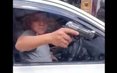Polisi Tangkap Pemobil yang Todongkan Pistol ke Pengendara Lain di Mampang