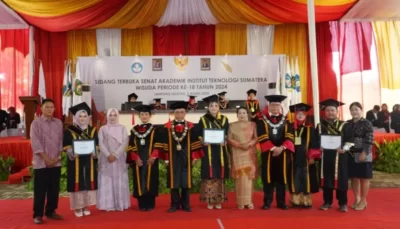 Wisuda ke-18, ITERA Luluskan 654 Sarjana Baru, Rektor: Jaga Nama Baik Kampus