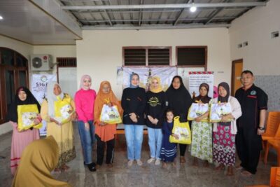 DWP Provinsi Lampung bersama DWP Biro Umum dan DWP Bapenda Salurkan Bantuan untuk Warga Terdampak Banjir di Rajabasa