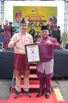 Pemkab Muaro Jambi mendapat penghargaan Rekor MURI