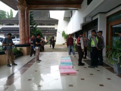 Ada wancana Seragam sekolah Diganti warna baru AWASI jambi tolak datangin Dinas Pendidikan provinsi jambi