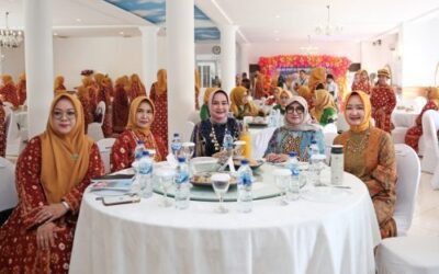 Ibu Riana Sari Arinal Hadiri Milad dan Halal Bihalal Idul Fitri 1445 H Perkumpulan Wanita Palembang Sumatera Selatan 