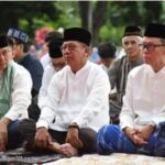 Ketua DPRD Provinsi Lampung, Mingrum Gumay Melaksanakan Sholat Idul Adha di Lapangan Saburai