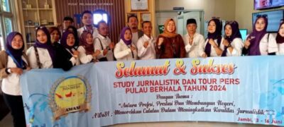 Kunjungan AWaSI Ke TVRI Jambi di Sambut Langsung Oleh Ibu Siti Hawani