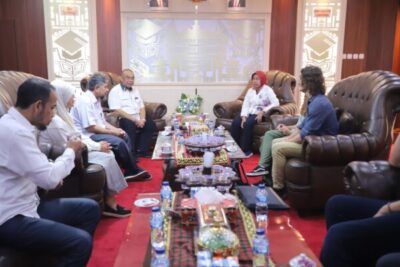 Rektor Sambut 2 Mahasiswa Asing Unila