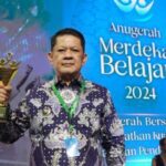 M. Firsada Terima Penghargaan Anugerah Merdeka Belajar Kategori Pemerintah Daerah Transformatif Tahun 2024