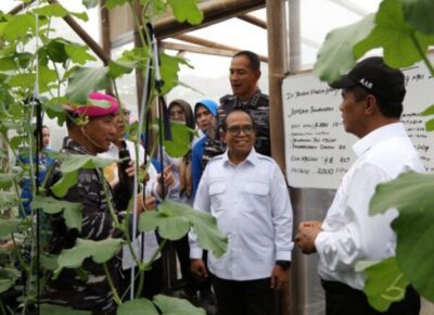 Pj. Gubernur Dampingi Mentan dan Wakasal Kunjungi Program Ketahanan Pangan, di Markas Komando Brigif 4 Padang Cermin, Pesawaran