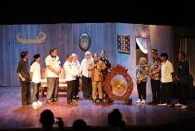Pj. Gubernur Samsudin Buka Festival Teater Berbahasa Lampung