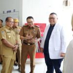 Pj. Gubernur Samsudin Kunjungi RSUD Bandar Negara Husada di Kota Baru