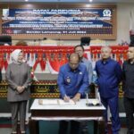 Pj. Gubernur Samsudin dan Ketua DPRD Mingrum Gumay Tandatangani Raperda Pertanggungjawaban Pelaksanaan APBD Lampung 2023