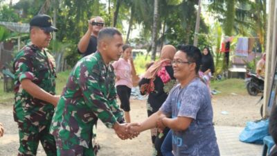 Dandim 0416/Bute Berikan Bantuan Kepada Korban Kebakaran