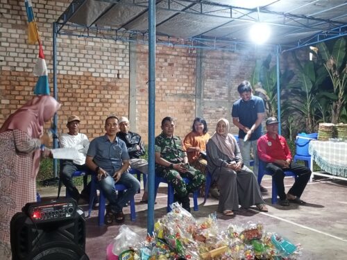 Babinsa Pinang Merah Hadiri Semarak 17-an di Perumahan Permata Biru II, Alam Barajo