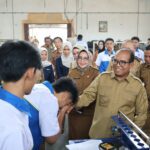 Pj. Gubernur Samsudin Tinjau Program Pelatihan Berbasis Kompetensi di BLK Bandar Lampung