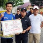 Pj. Gubernur Samsudin Beri Penghargaan kepada Atlet dan Pelatih Berprestasi Peraih Medali Popnas XVI Tahun 2023 di Sumatera Selatan