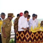 Pj. Gubernur Samsudin Dampingi Presiden Joko Widodo, Resmikan Bendungan Marga Tiga