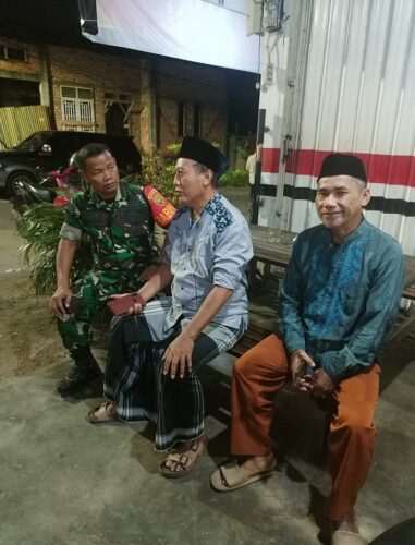 Cegah Kenakalan Remaja, Babinsa Suka Karya Komsos Bersama Ketua RT