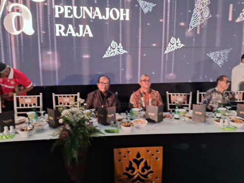 Pj. Gubernur Samsudin Hadiri Acara Gala Dinner “Khanduri Raya” PON XXI Aceh-Sumut