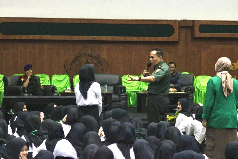Kasrem 043/Gatam Sampaikan Wawasan Kebangsaan Kepada 1.731 Mahasiswa Baru Universitas Malahayati