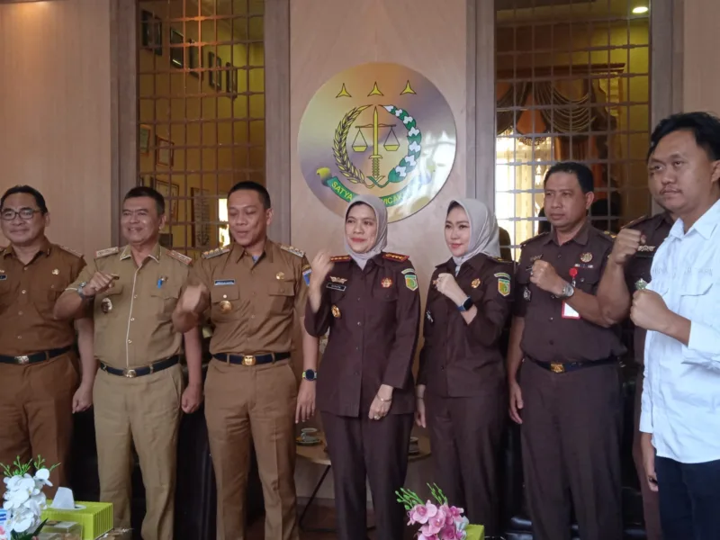 Pjs Walikota Metro Descatama Silaturahmi ke DPRD, Kejari, dan Kodim 0411/KM