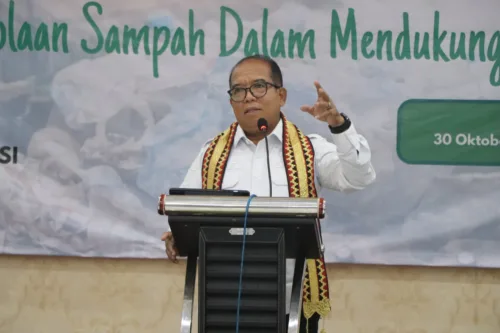 Pj. Gubernur Samsudin Dorong Pengelolaan Sampah Berkelanjutan dalam Seminar Nasional di Pringsewu