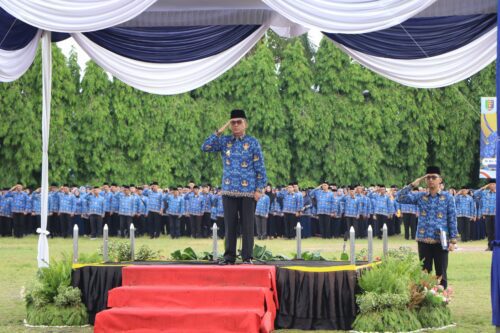 Pj Sekdaprov Lampung Pimpin Upacara Peringatan HUT KORPRI ke-53, Sampaikan Amanat Presiden RI