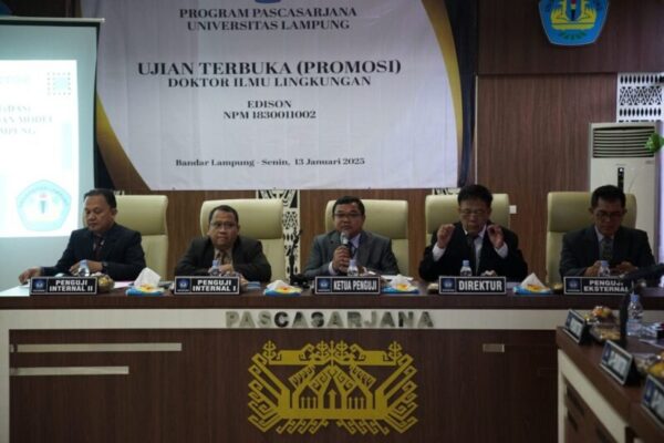 Edison Raih Gelar Doktor ke-9 Program Ilmu Lingkungan Unila