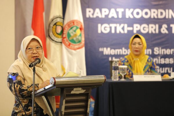 Pj. Bunda PAUD Provinsi Lampung Maidawati Ajak Guru TK yang Tergabung dalam IGTKI-PGRI Kembangkan Inovasi