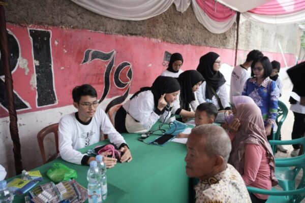 Unila dan Pemkot Gelar Baksos untuk Korban Banjir