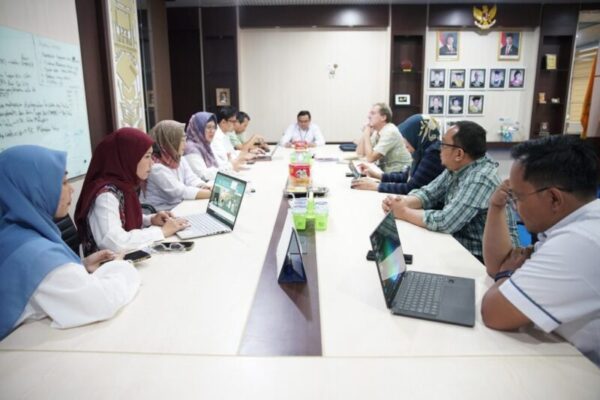 Unila Gelar Audiensi dengan Australia Awards in Indonesia