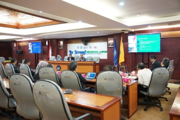 LPPM Gelar FGD Buku Panduan Hibah Penelitian dan Pengabdian kepada Masyarakat DIPA BLU 2025