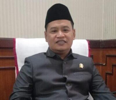 Achmad Johani Turun Gunung Tinjau Lokasi Jalan Rusak didua Desa Di Kecamatan