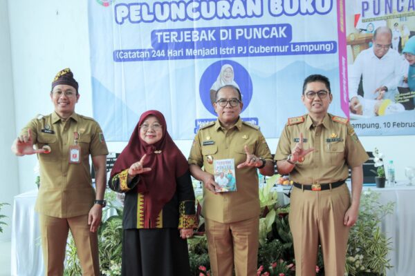 Peluncuran Buku “Terjebak di Puncak”, Kisah Inspiratif di Balik Kepemimpinan Pj. Gubernur Lampung