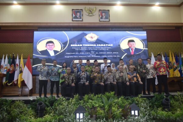 Bupati Pesibar Hadiri Sertijab Kepala BPK Perwakilan Lampung