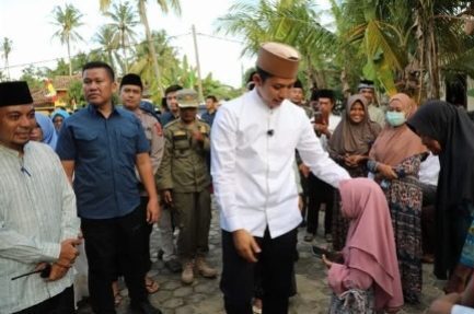 Perkuat Silaturahmi dengan Masyarakat, Bupati Terpilih Radityo Egi Pratama Gelar Safari Ramadhan