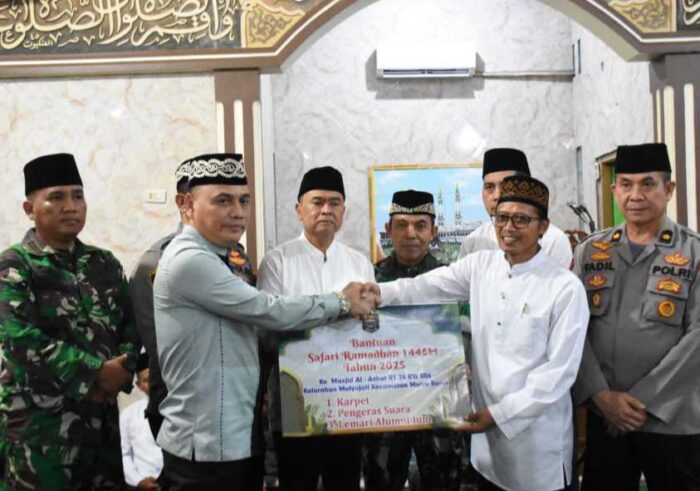Beri Bantuan Masjid Al Azhar Mulyojati, Saat Walikota Metro Safari Ramadhan