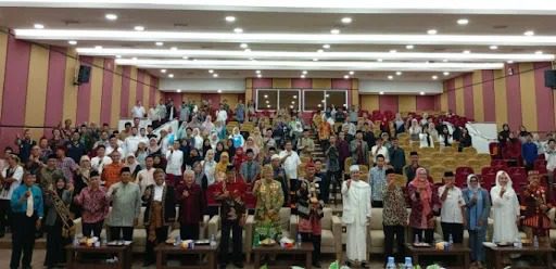 Dang Ike dan Pangeran M. Yanuar Firmansyah Hadiri Peringatan 500 Tahun Kesultanan Banten