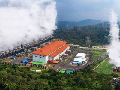 Bupati Lampung Barat Tinjau Langsung PLTP Salak, Jajaki Potensi Kerja Sama Energi Panas Bumi