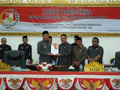 Pemkab Tubaba Serahkan Rancangan RPJMD 2025–2029 ke DPRD