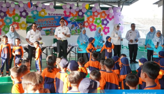 Bupati Lampung Selatan Meriahkan Peringatan Hari Anak Nasional di TK IT Al Mumtaza