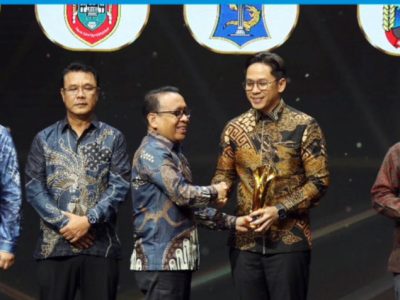 Bupati Egi Raih Penghargaan Nasional iNews TV Atas Kepemimpinan Tanpa Batas Sosial