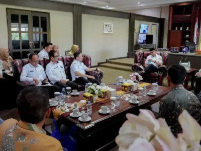 Masjid Raya Al-Bakrie Siap Diresmikan, Gubernur Mirza Apresiasi Pembangunan Landmark Baru Lampung