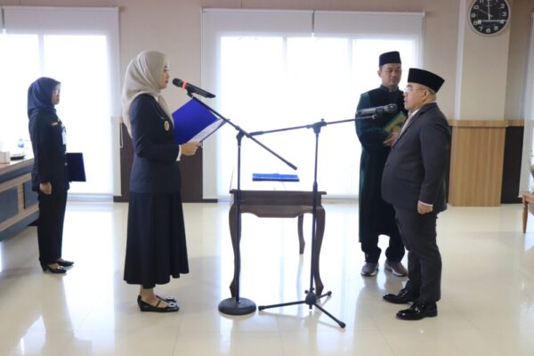 Wagub Jihan Lantik dr. Imam Ghozali sebagai Direktur RSUD Dr. H. Abdul Moeloek