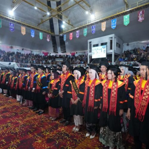 Unila Mewisuda 973 Mahasiswa Periode I TA 2025/2026