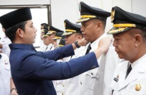 8 Camat Baru Dilantik, Bupati Egi: Jabatan Itu Amanah untuk Melayani Rakyat