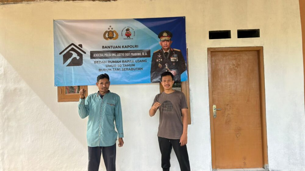 Kapolri Bedah Rumah Warga Kurang Mampu Tidak Layak Huni Di Bogor