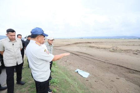 Krisis Pangan, 1.500 Hektare Sawah Tertimbun Lumpur! Muhammad Tito Karnavian Turun Tangan di Pidie Jaya
