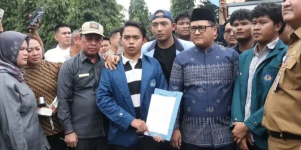 BEM SI Lampung Gelar Aksi di DPRD, Sampaikan Enam Tuntutan Soal Pendidikan